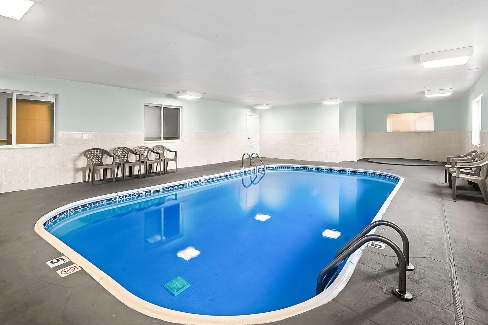 Surestay Plus Hotel By Best Western Беттендорф Экстерьер фото